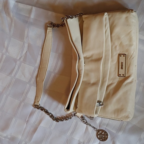 DKNY Vintage Leather Purse - Picture 1 of 16